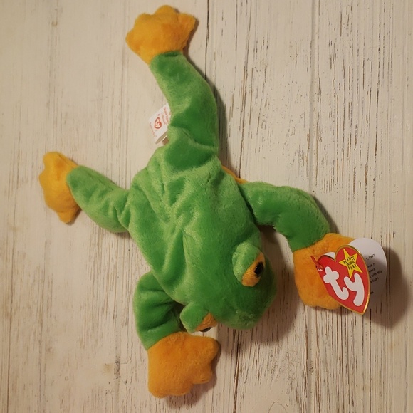 Vintage Pair Ty Beanie Babies Smoochy the Frog '97 & Seaweed the Otter '96 NWT - Picture 2 of 11